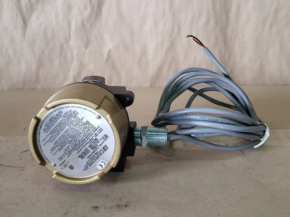 Explosion Proof Electro-Pneumatic Transducer TCXI7800-403EN