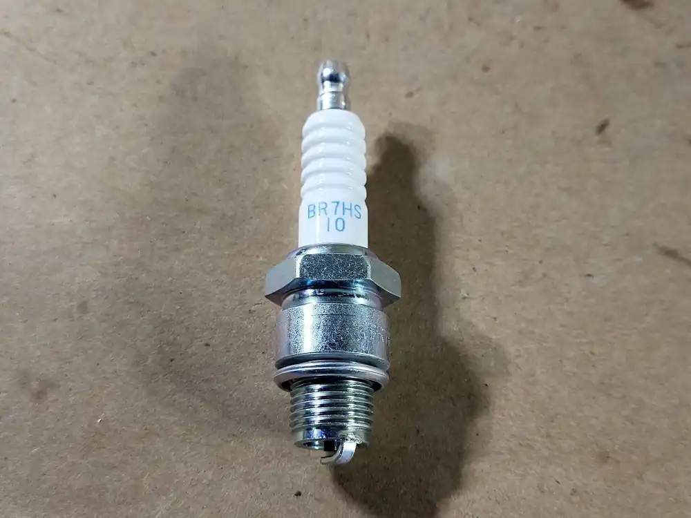 Nickel Spark Plug BR7HS-10