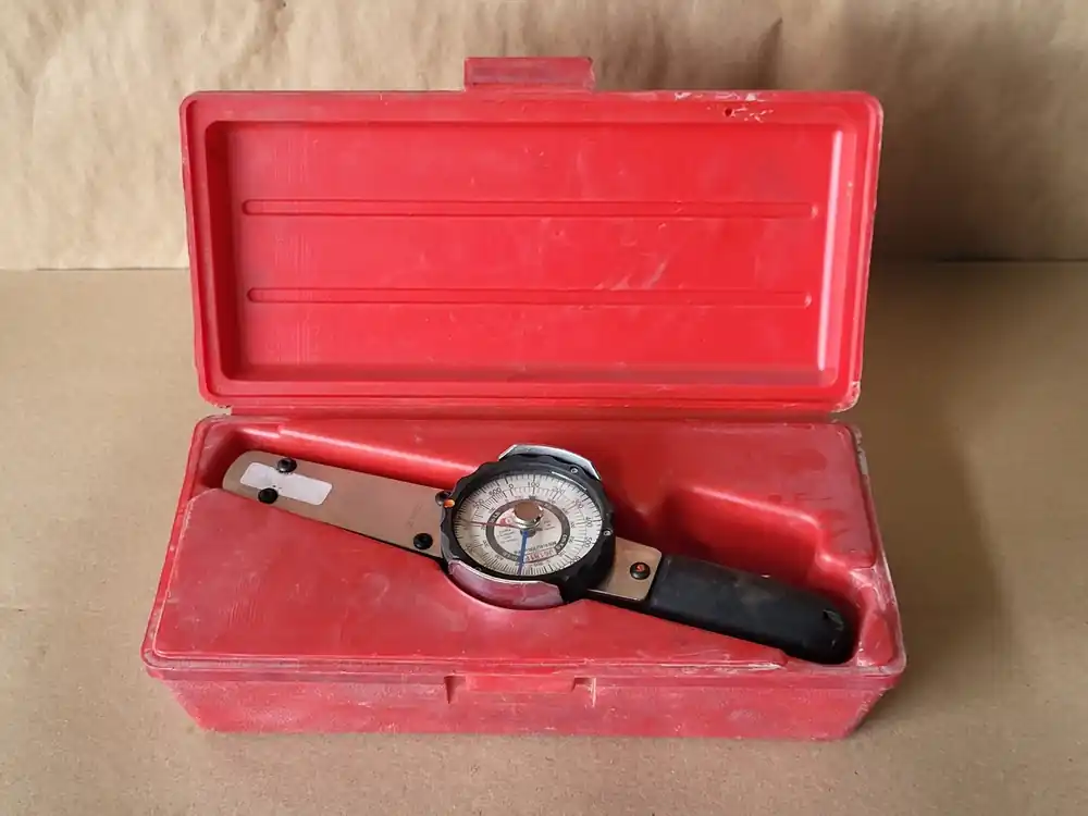 3/8" 0-600 in-lb Dial Torque Wrench J6181F