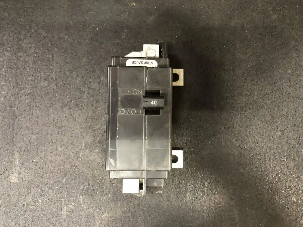 40 Amp 2 Pole, 120/240 Volts Circuit Breaker 1C40