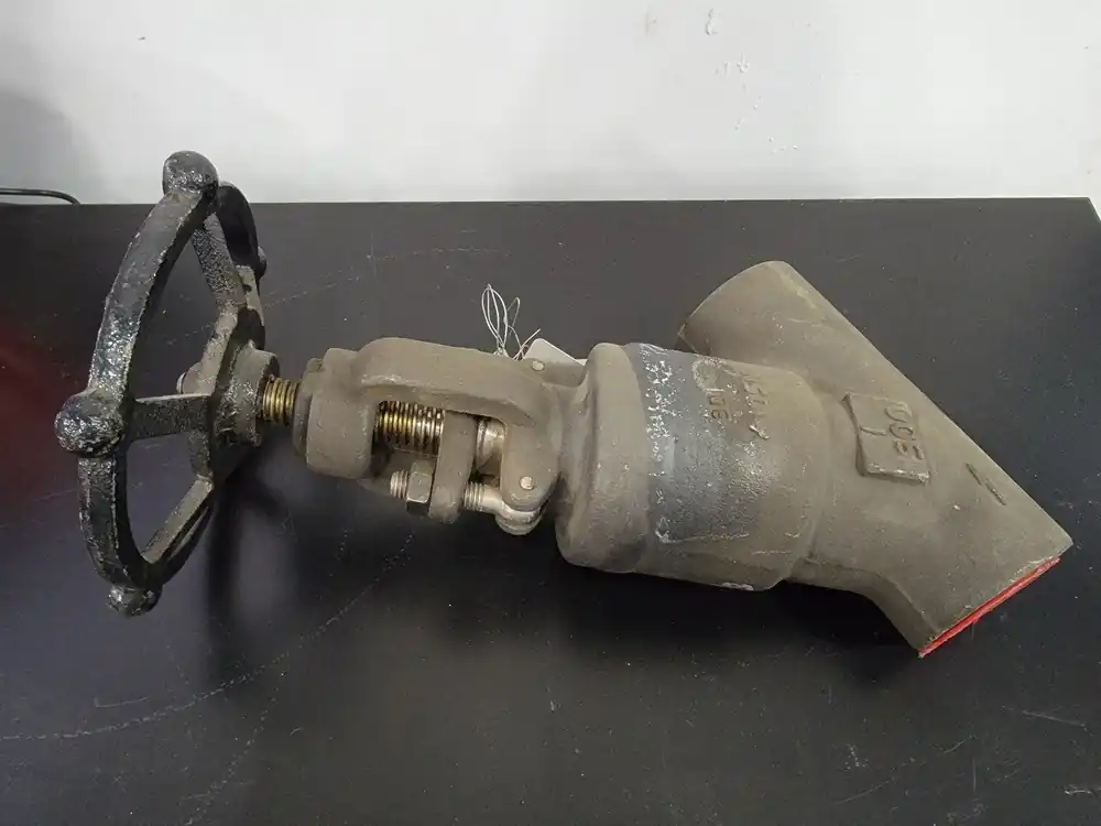 1" Class 1500 Y-Globe Valve API 602