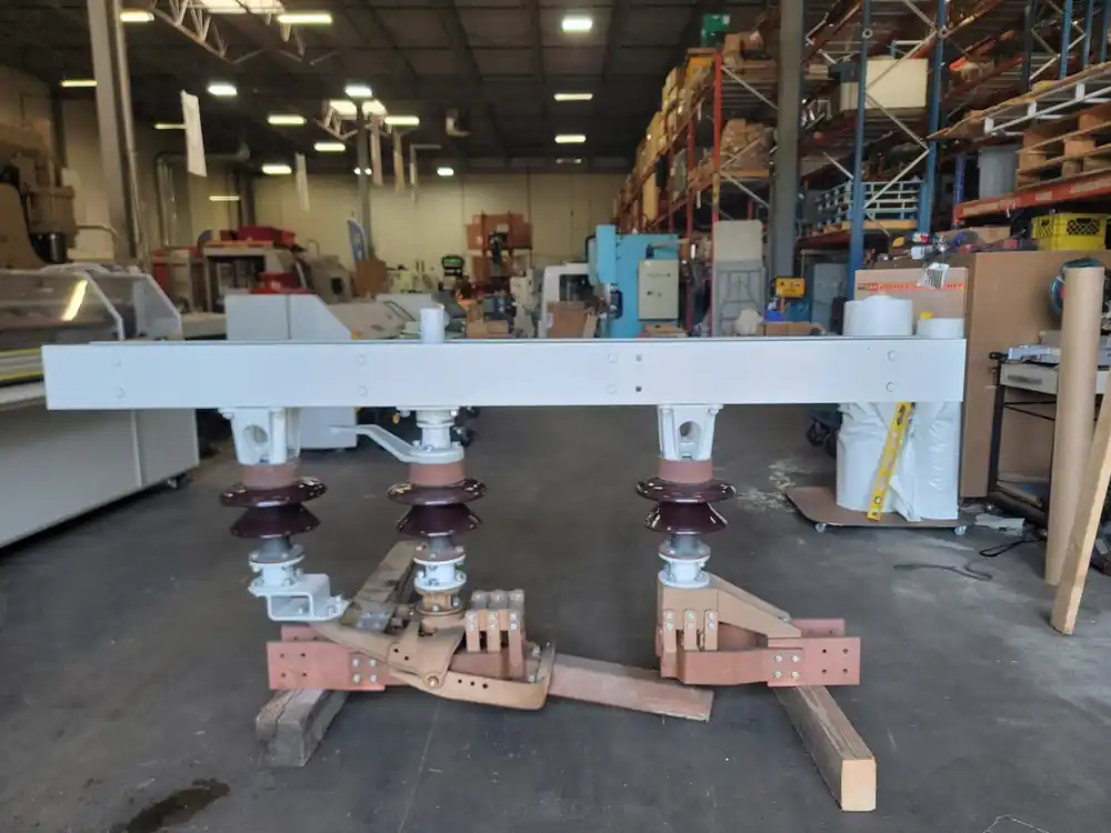 4000 Amp, 23 kV Air Switch FMK-40