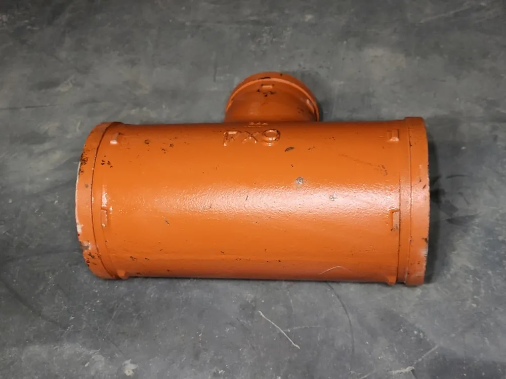 Reducing Tee 6"x4", 7121