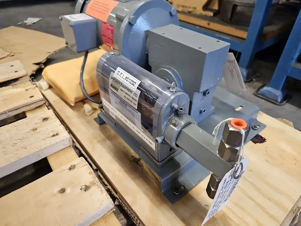Model V-10 Simplex Piston Pump 1560-12-SS
