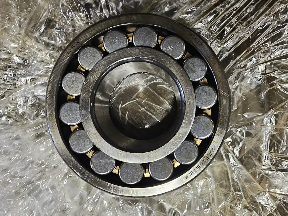 Spherical Roller Bearing, Bronze Cage 70mm ID x 150mm OD x 51mm W, 22314EASM