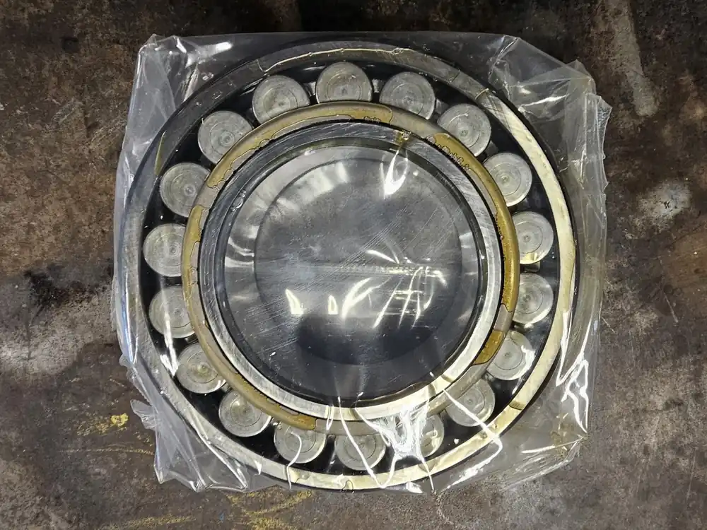 Spherical Roller Bearing 110mm ID x 200mm OD x 53mm W, 22222 E