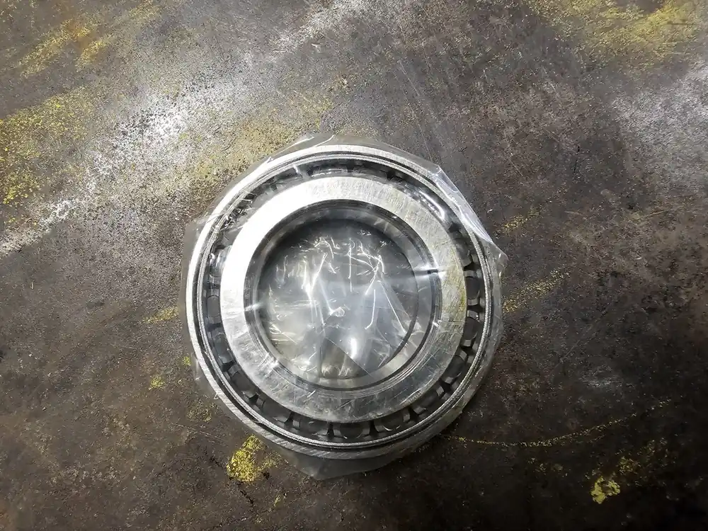 Single Row Tapered Roller Bearing 50mm ID x 90mm OD x 21.75mm W, 30210