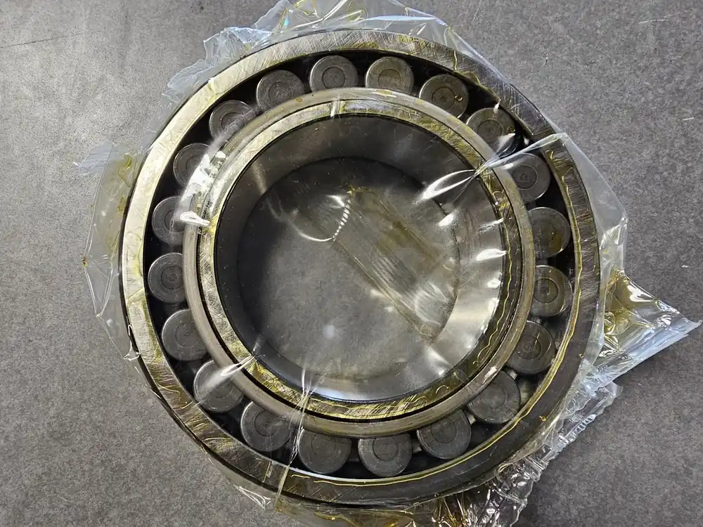 Spherical Roller Bearing 90mm ID x 160mm OD x 40mm W, 22218 EK