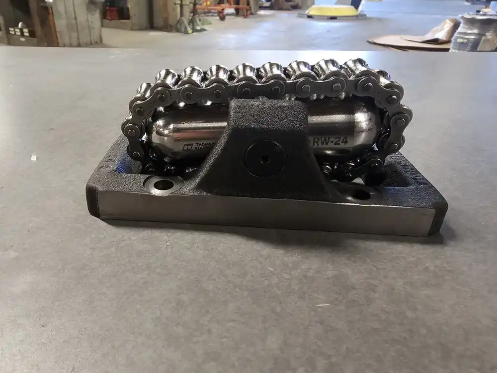 RoundWay Linear Roller Bearing RW-24-S