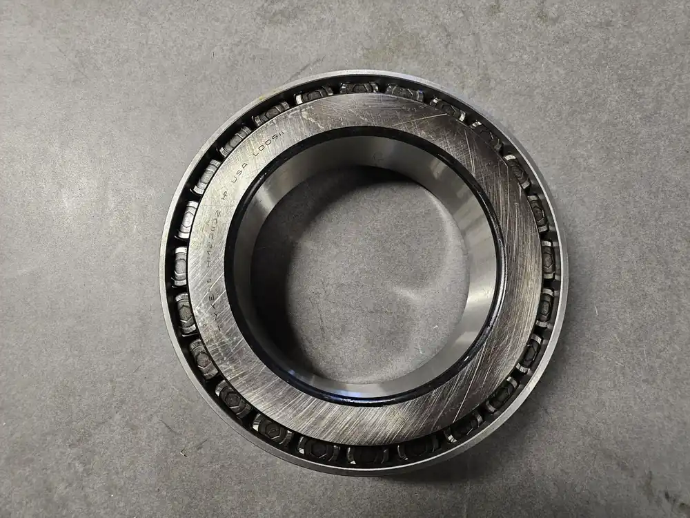 Tapered Roller Bearings 139mm ID x 236mm OD x 57mm W, HM231112