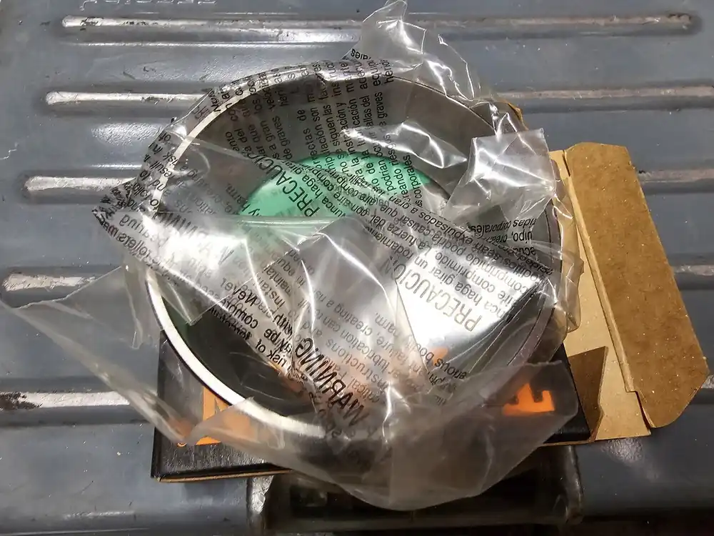 Tapered Roller Bearing Cup 95mm OD x 22mm W, HM903210