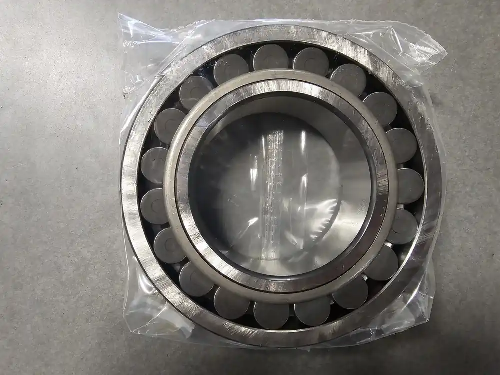 Spherical Roller Bearing 100mm ID x 180mm OD x 46mm W, 22220 E/C3