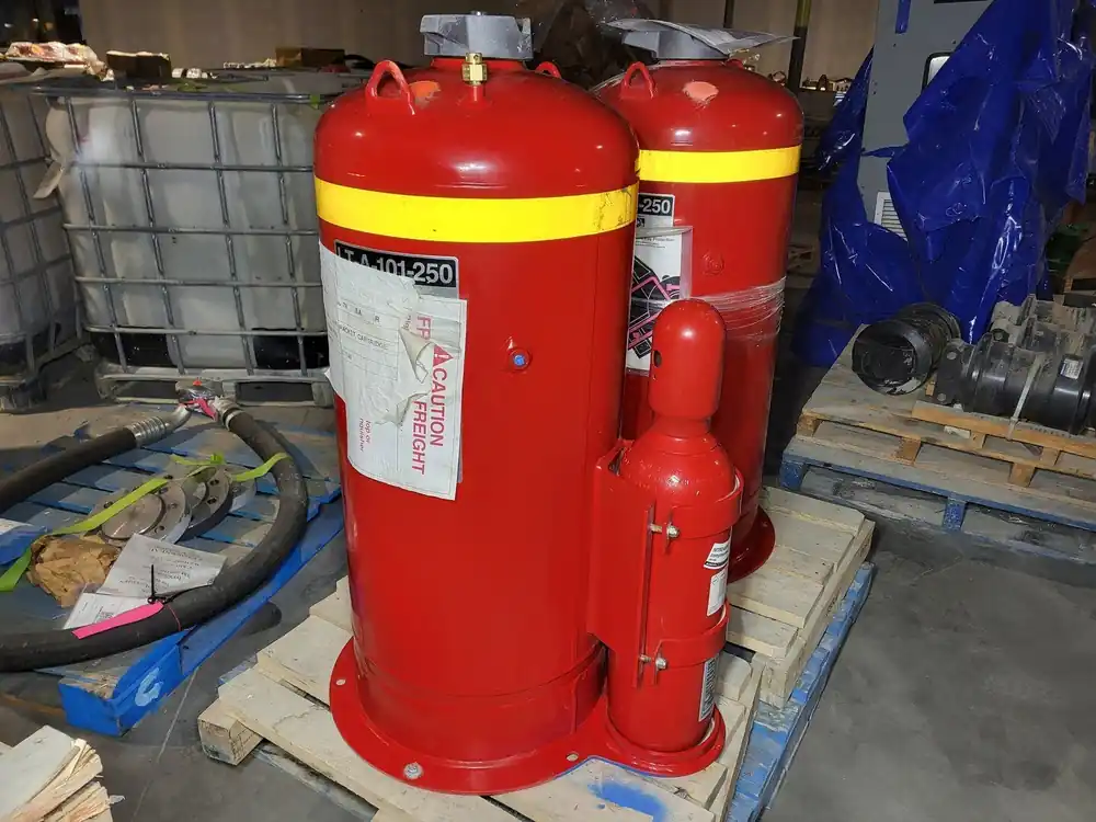 Dry Chemical Fire Extinguisher LT-A-101-250 427746
