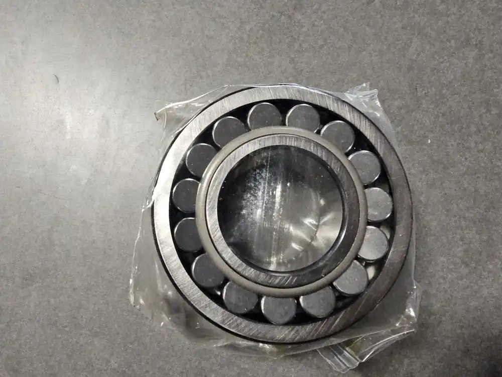 Spherical Roller Bearing 65mm ID x 140mm OD x 48mm W, 22313 E