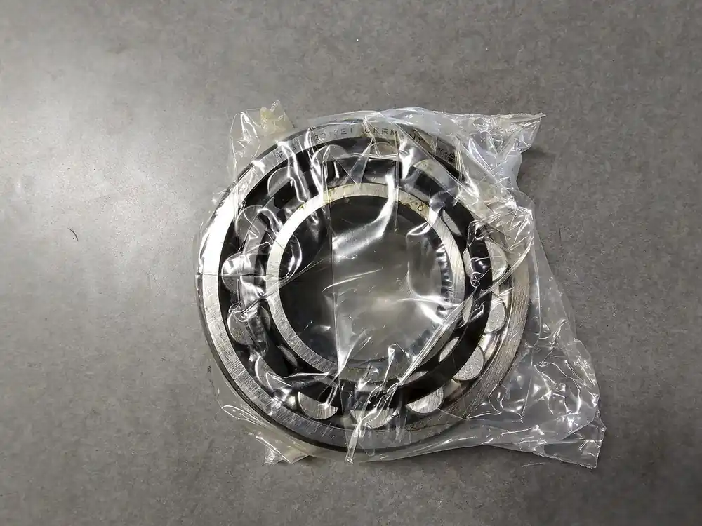 Spherical Roller Bearing 65mm ID x 140mm OD x 48mm W, 22313 E1