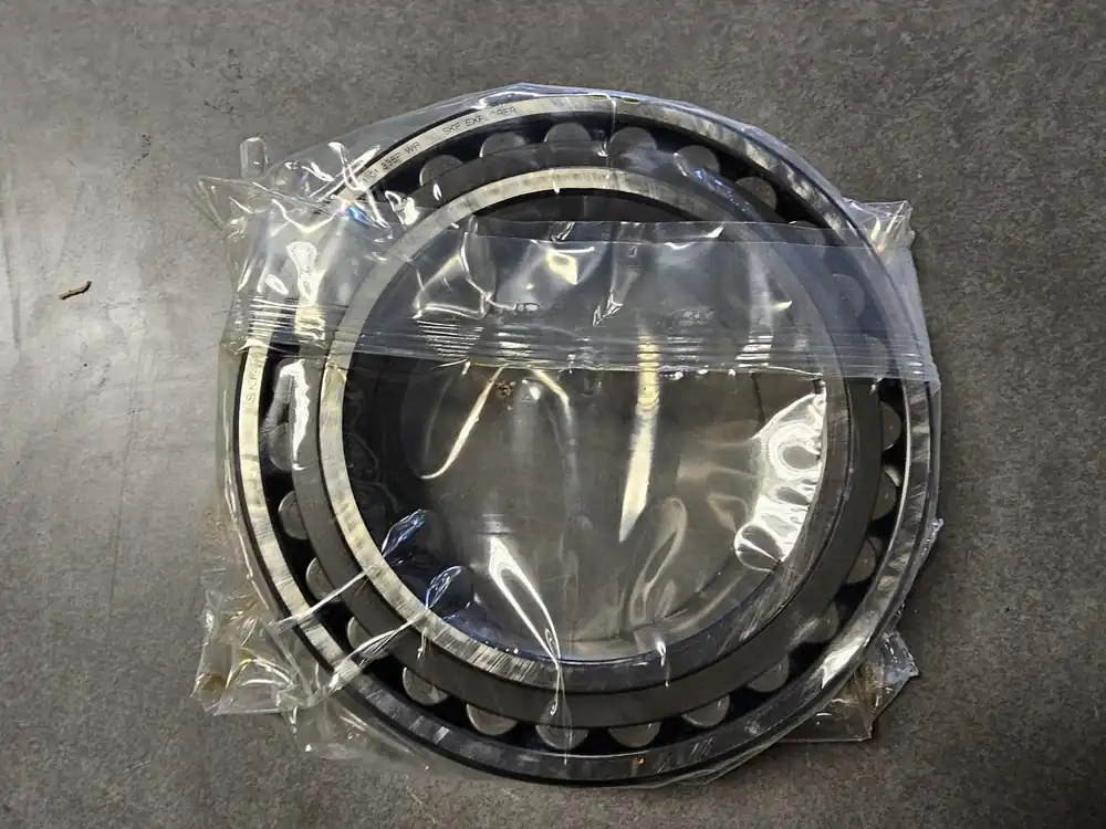 Spherical Roller Bearing 160mm ID x 240mm OD x 60mm W, 23032ESKTVPB