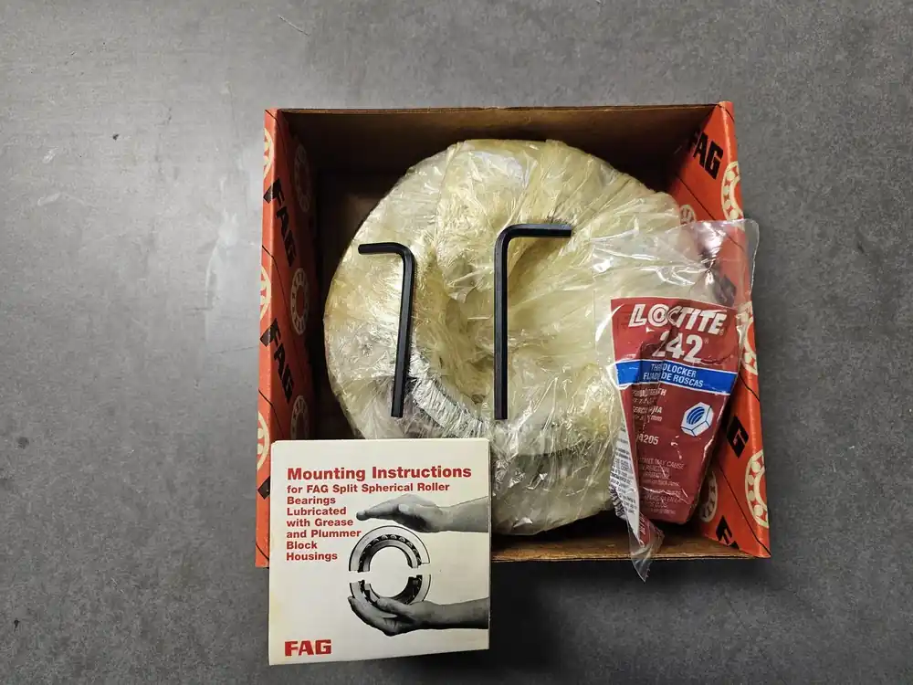 Split Spherical Roller Bearing 101.6mm ID x 200mm OD x 53mm W, 222S.400