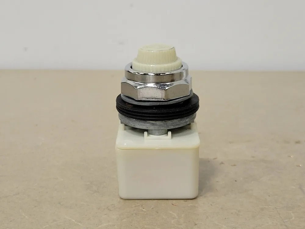 Light Module Push Button 9001KM1 w/ Lamp 755