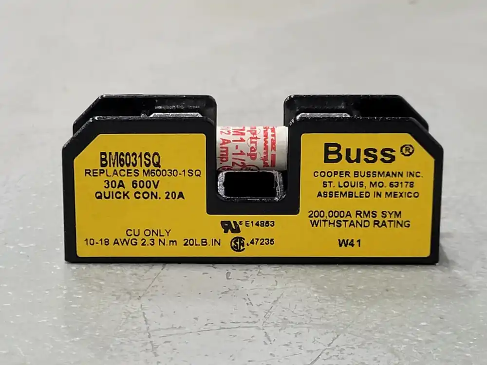 30 Amp 1 Pole Fuse Block BM6031SQ w/ 1-1/2 Amp Fuse