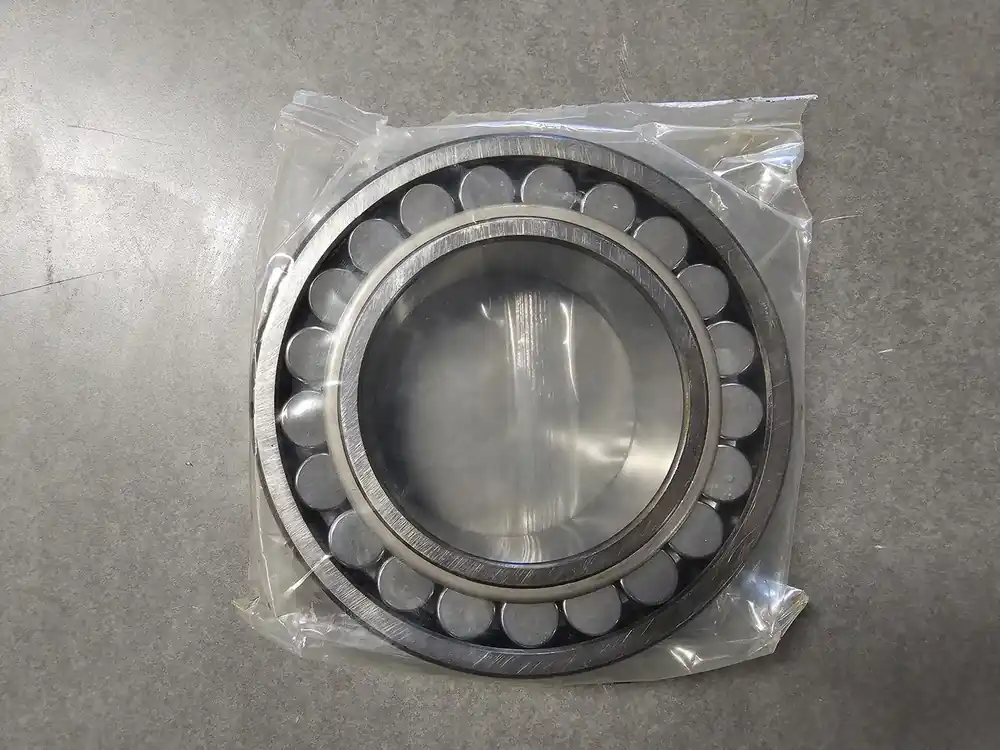 Spherical Roller Bearing 85mm OD x 150mm ID x 36mm W, 22217 EK/C3