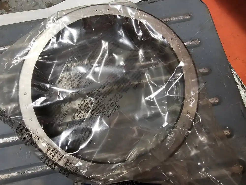 Tapered Roller Bearing Cup 180mm OD x 38mm W, 772