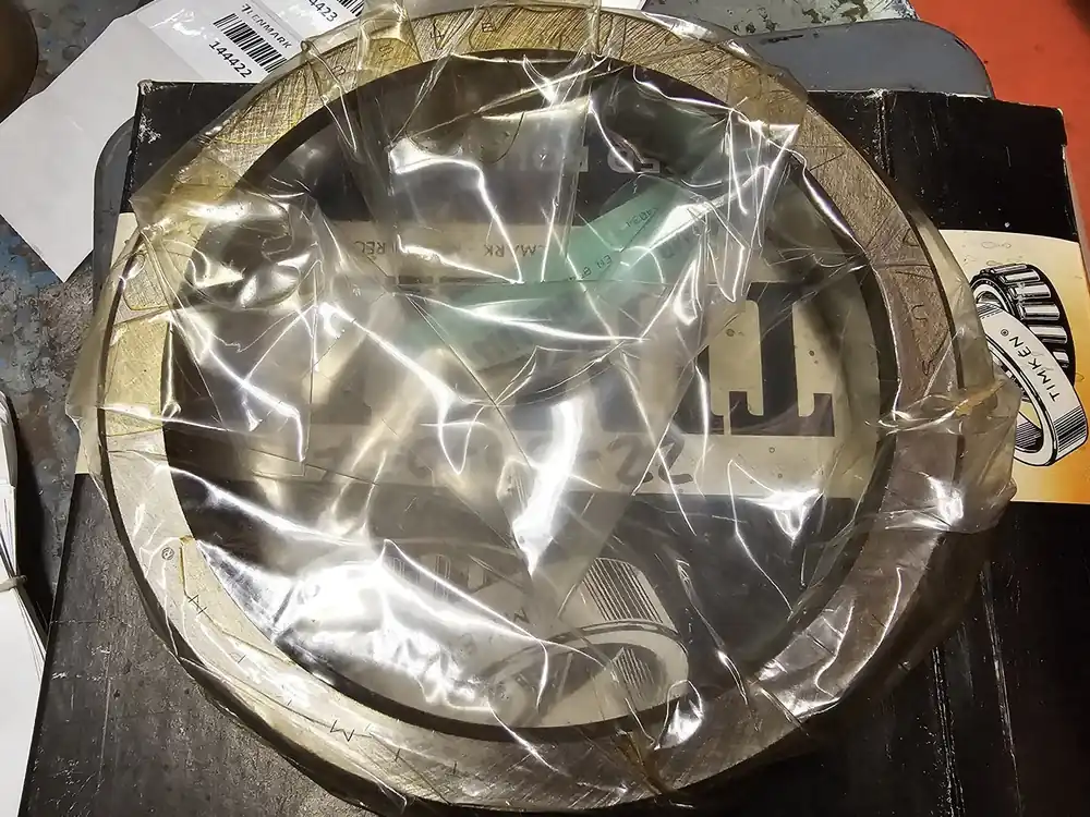 Tapered Roller Bearing Flanged Cup 190mm OD x 44mm W, 854-B