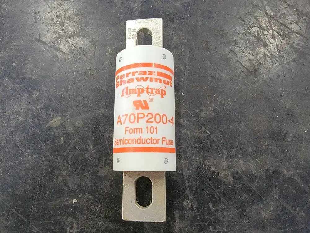 200 Amp Semiconductor Fuse A70P200-4