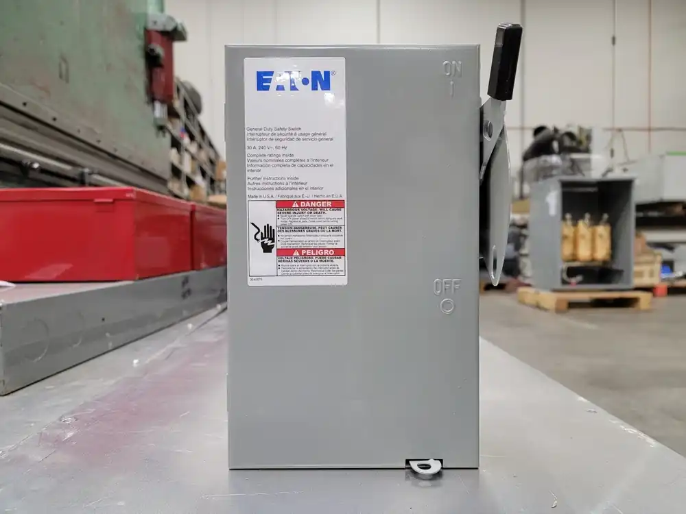 30 Amp General Safety Switch CDG321UGB