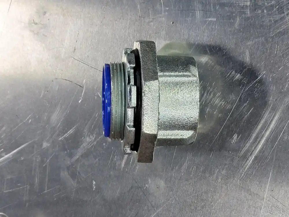 1/2" Bullet Hub Connector Insulated No. 374