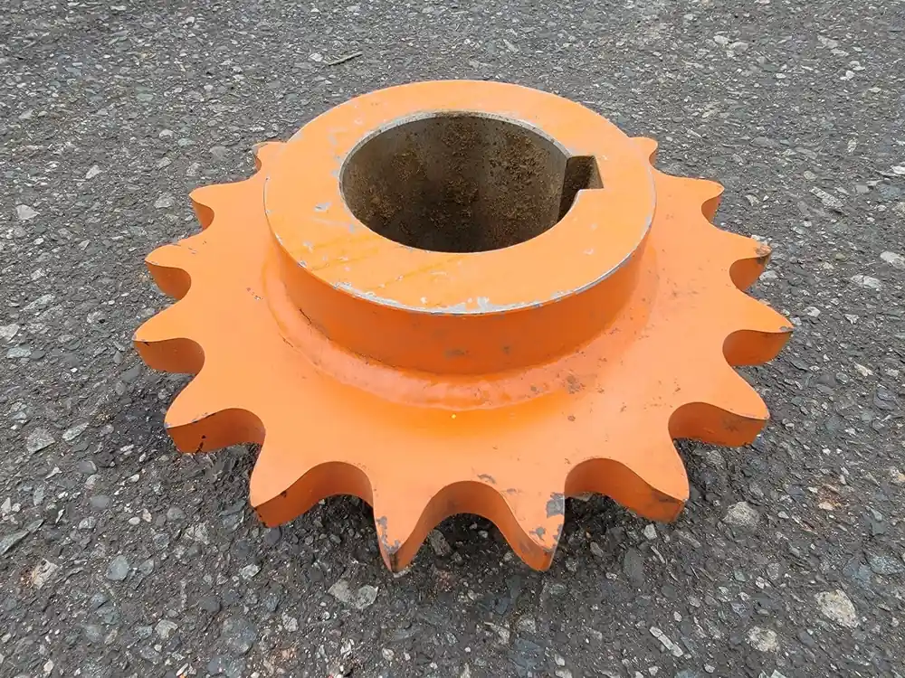 Roller Chain Sprocket H140C18310, Size 140, 18 Teeth