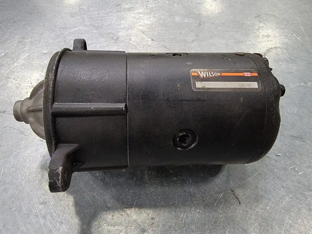 Automotive Motor Starter No. 91-02-5833, 12 volts, 9 Teeth, CW Rotation