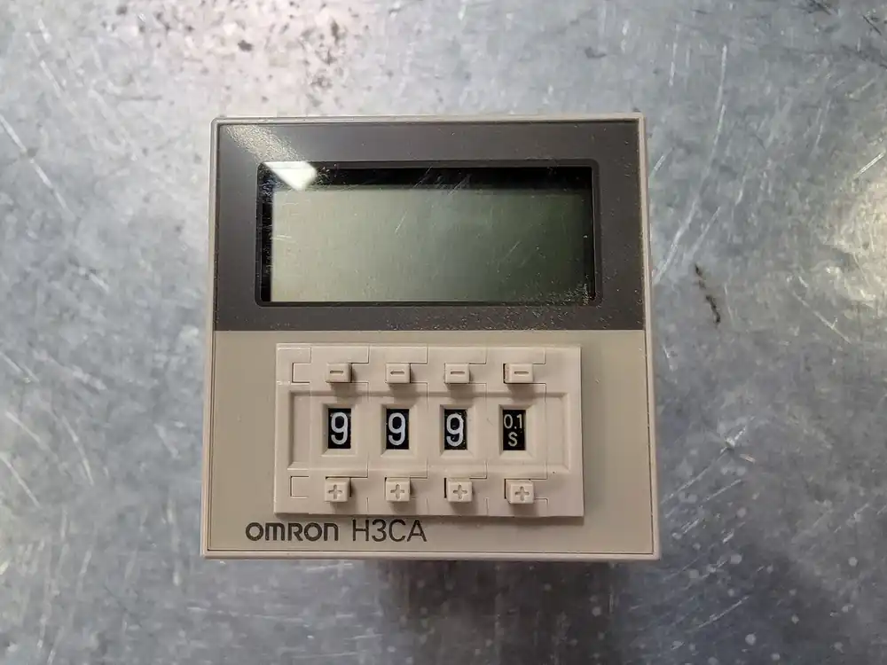 Solid State Timer H3CA-8H, 100/110/120 VAC