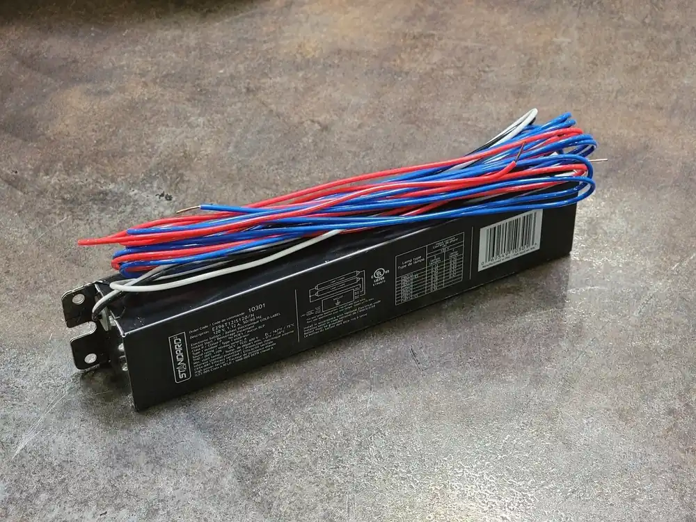 120 Volts 2 Lamp Electronic Fluorescent Ballast E296T12IS120/N