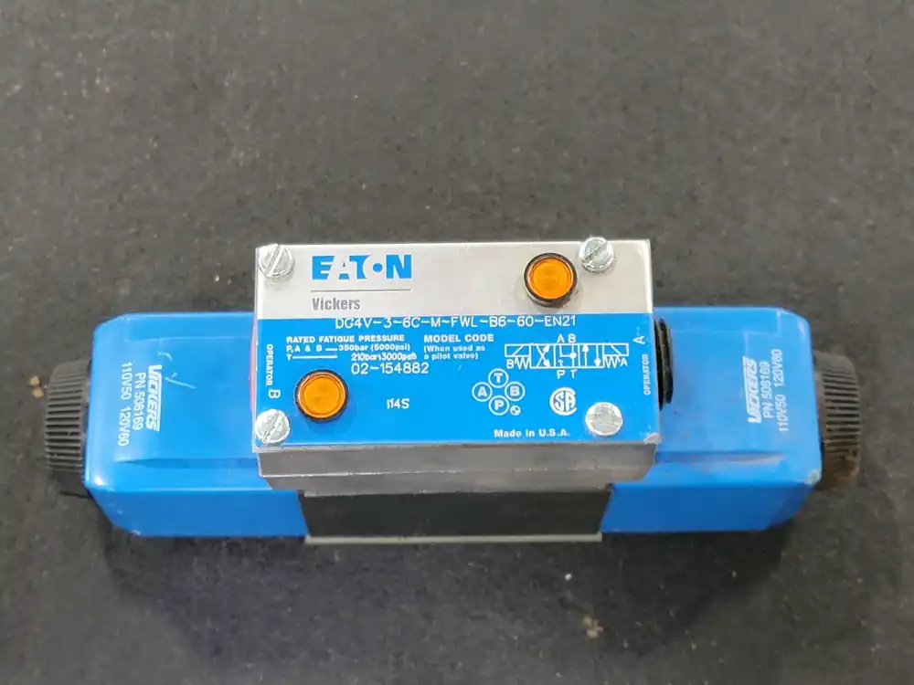 Hydraulic Directional Valve No. DG4V-3-6C-M-FWL-B6-60-EN21, 215 GPM, 5000 PSI