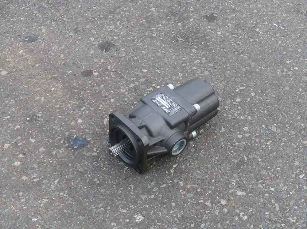 Dark 21 SAE B Gear Pump