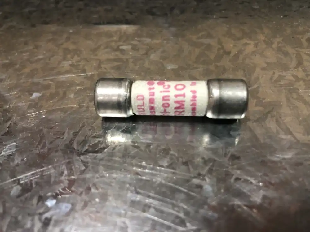 10 Amp Midget Fuse TRM-10