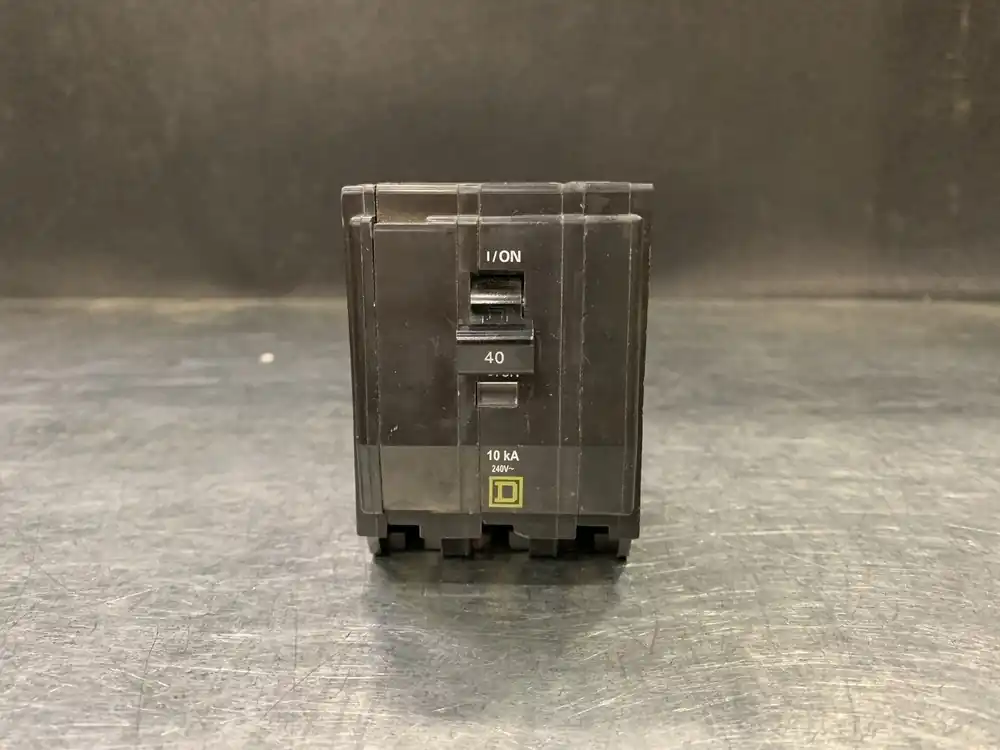 40 Amp, 3 Pole, 240 Volts Circuit Breaker QO340CP