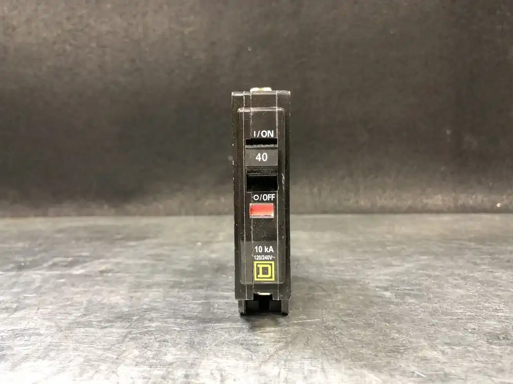 40 Amp, 1 Pole, 120/240 volts Circuit Breaker QOB140