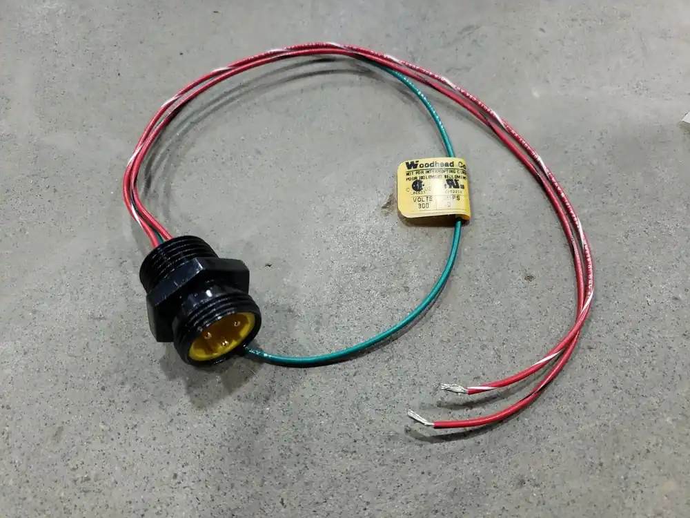 1/2"-14 NPT, 3 Pole Mini-Change Receptacle 1300130193