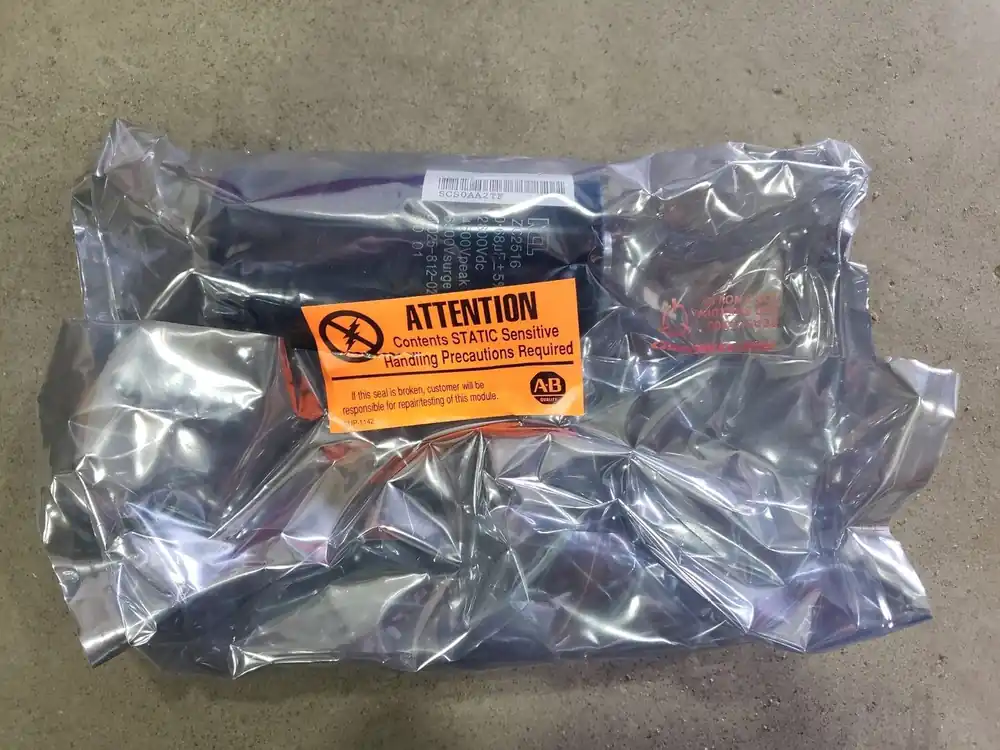 0.68uF Snubber Capacitor 80025-812-02-R, 4.5kV Peak, 1300-1500V