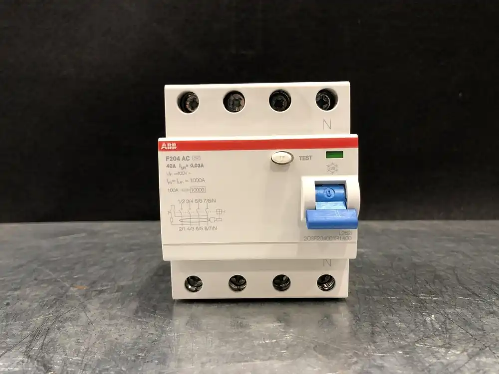 40 Amp 4 Pole Residual Current Circuit Breaker F204 AC-40
