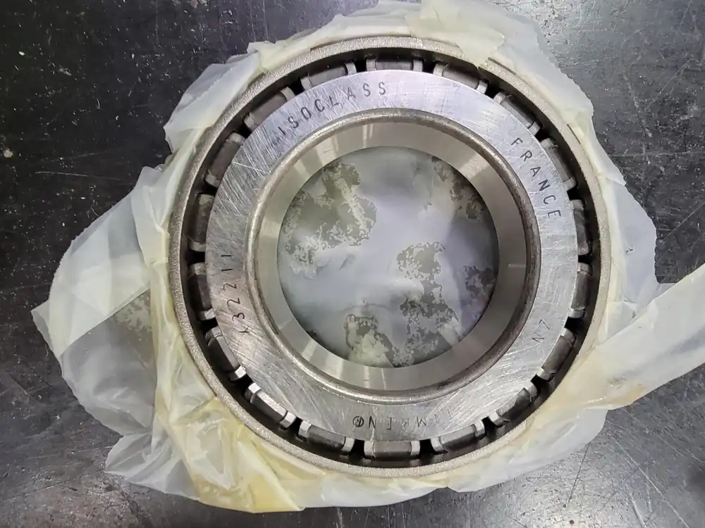 Tapered Roller Bearing 32211