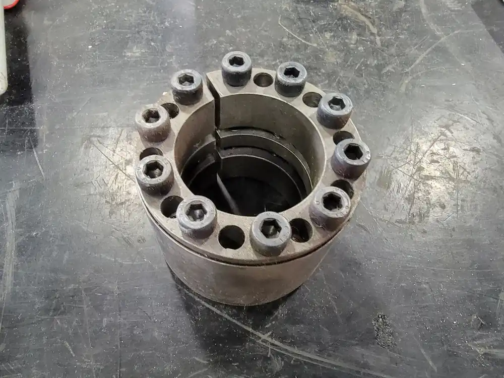 2-1/4" Locking Assembly/Keyless Bushing B122204