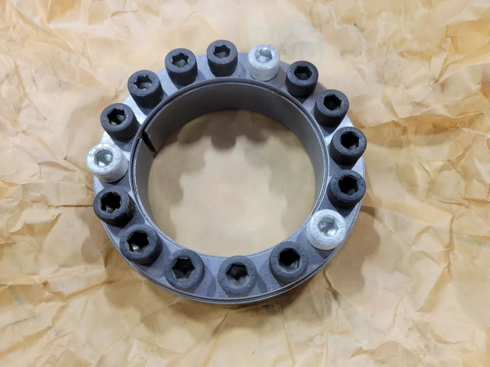90 x 130 mm Locking Assembly/Keyless Bushing 2005