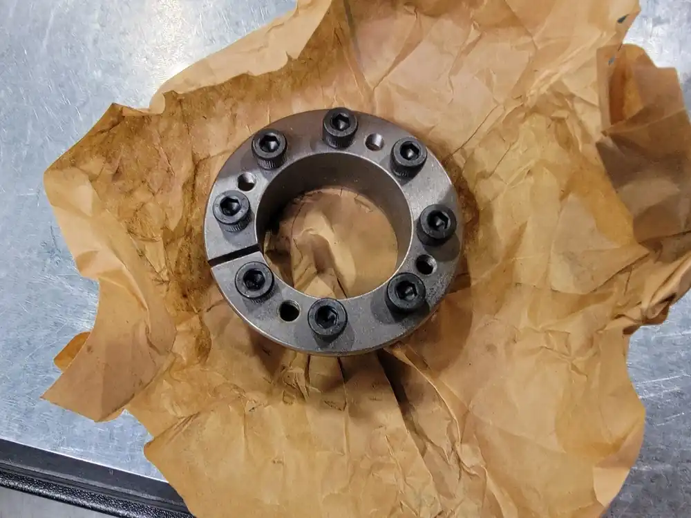 55 x 85 mm Locking Assembly/Keyless Bushing B106