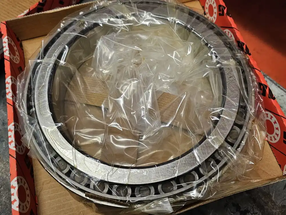 Tapered Roller Bearing Single Row 200mm ID x 280mm OD x 51mm W, 32940A