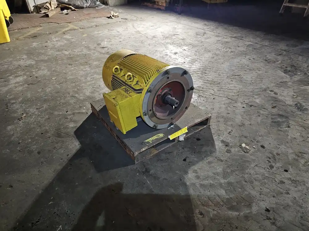 75 hp, 575 Volts, 3570rpm, 405TSD Electric Motor 1LA6.253-2AB91Z