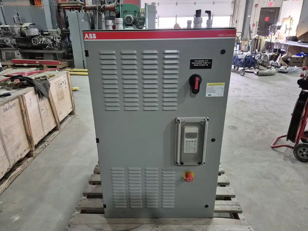 25 hp, 600 Volt, 3-ph VFD ACS800-04-0030-7+K454+L503