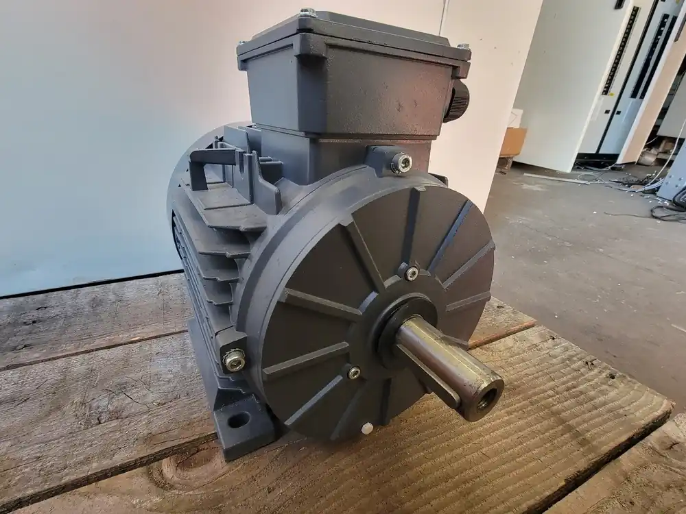 5.5 hp, 230/460 volts, 1750 rpm, 112M, Electric Motor MTP112MA4D