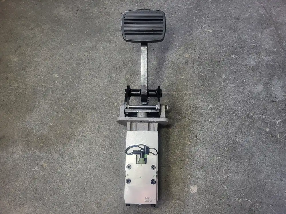 Brake Pedal 58E-61-00100